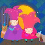 Ilustração colorida mostra duas figuras sorridentes com chapéus grandes e pontudos, acompanhadas por um gato e um cachorro, ambos usando pequenos chapéus, em frente a uma porta iluminada ao fundo.