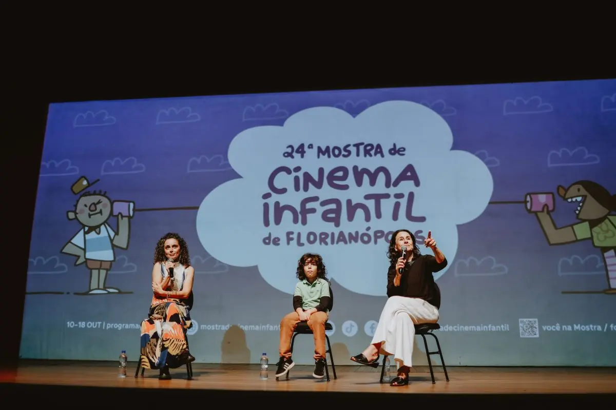 Bate-papo após a sessão do filme nacional Papaya